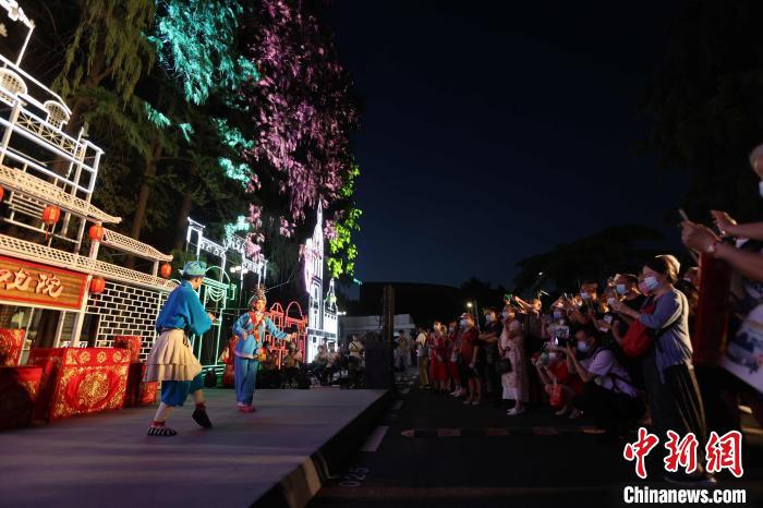 第九届武汉“戏码头”中华戏曲艺术节开幕